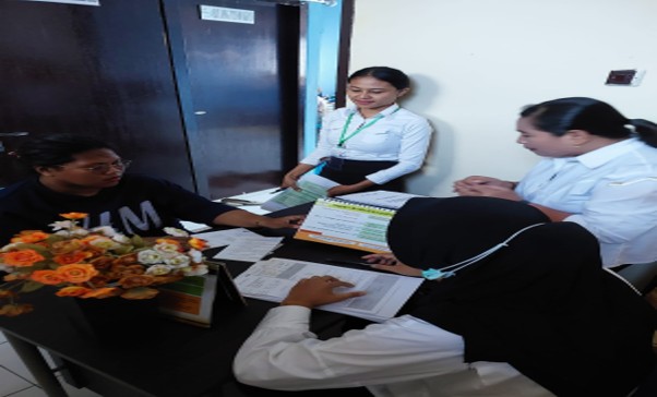 Kegiatan Pelayanan KB Gratis di Klinik Andalan Dukung Pelatihan Tenaga Kesehatan Kabupaten Kepulauan Sula